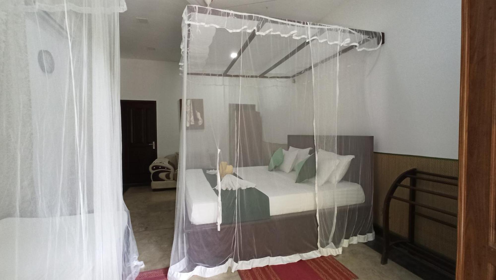 Butterfly Jewel Bed & Breakfast Unawatuna Ruang foto