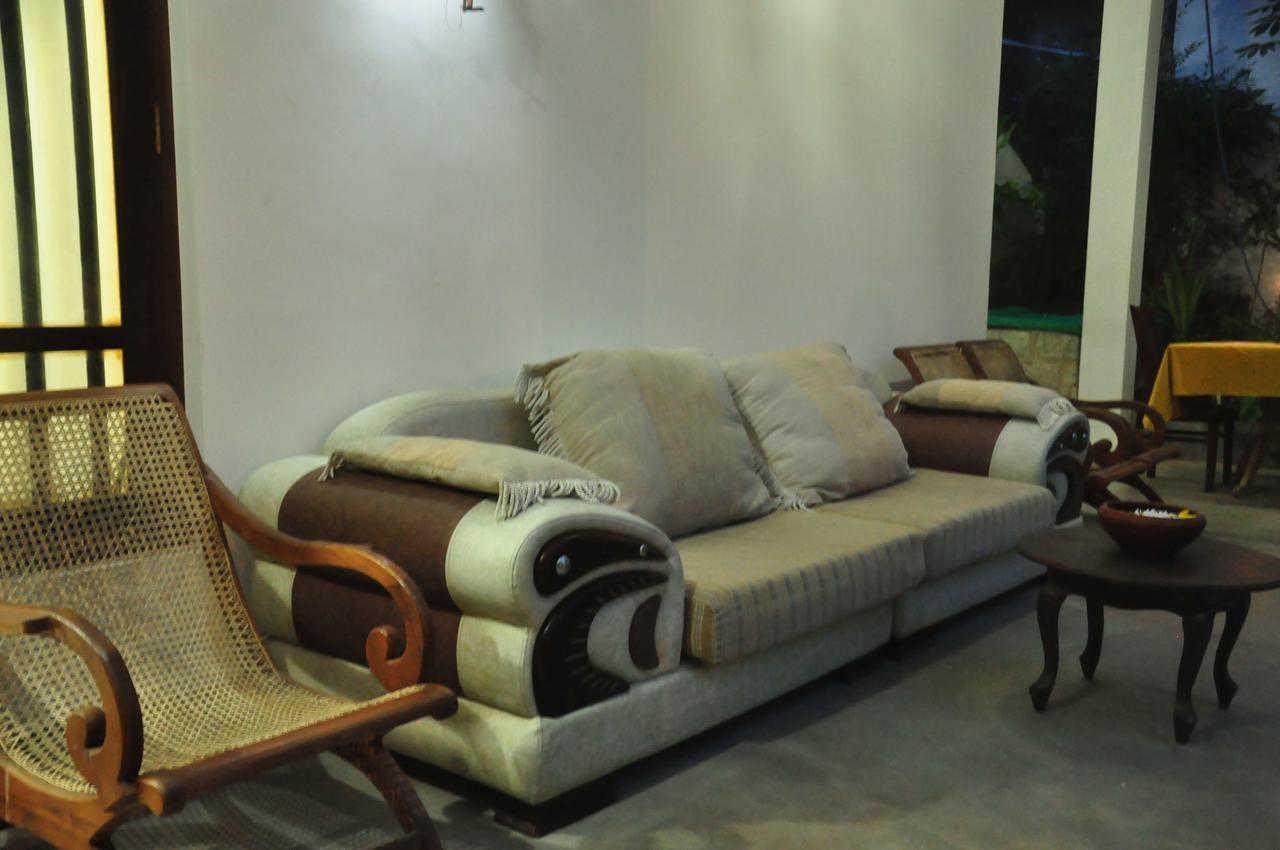 Butterfly Jewel Bed & Breakfast Unawatuna Bagian luar foto